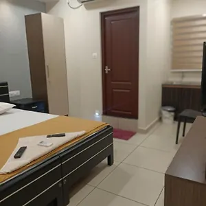 https://mhb.kerala-hotels.net